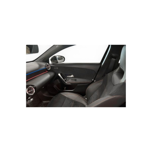 Mercedes-Benz A 250 e AMG – Plug-in Hybrid Power