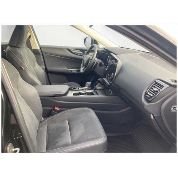 Lexus NX 350h E-CVT Comfort Drag – Hybrid SUV Power