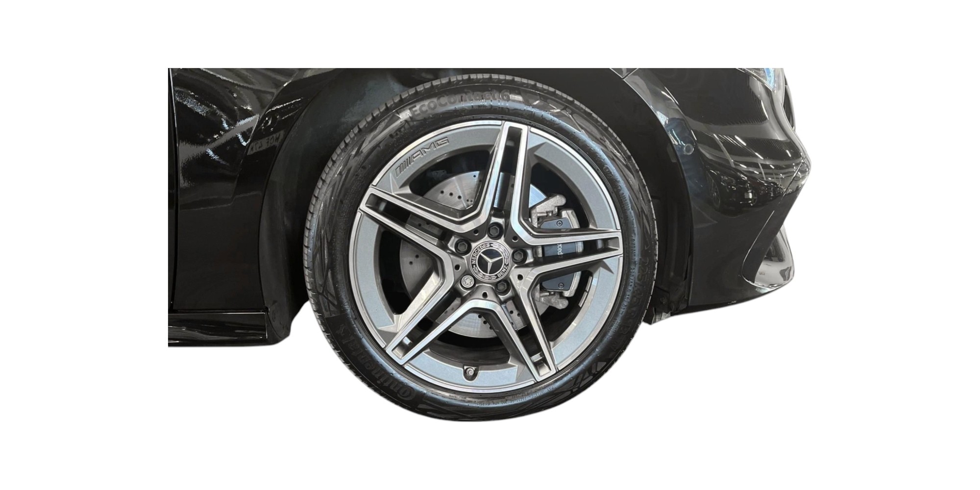 Mercedes-Benz A 250 e AMG – Plug-in Hybrid Power