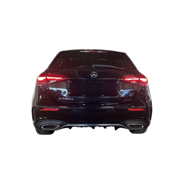 Mercedes-Benz A 250 e AMG – Plug-in Hybrid Power