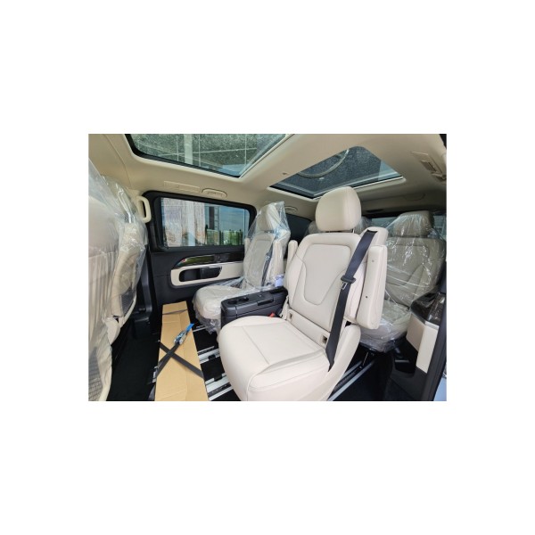 Mercedes-Benz EQV 300e | Spacious Electric Van