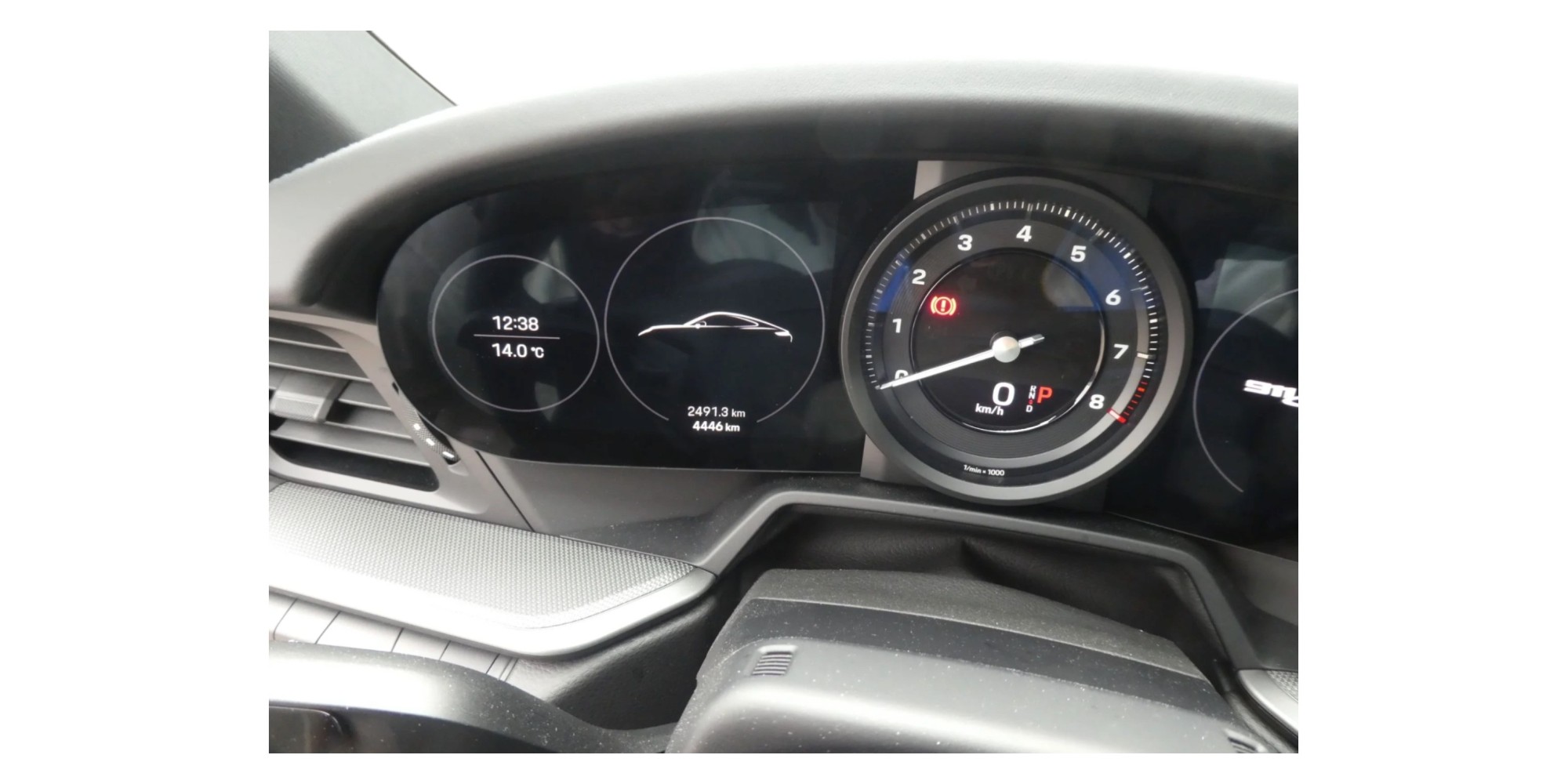 Porsche 911 992: Iconic Style and Performance