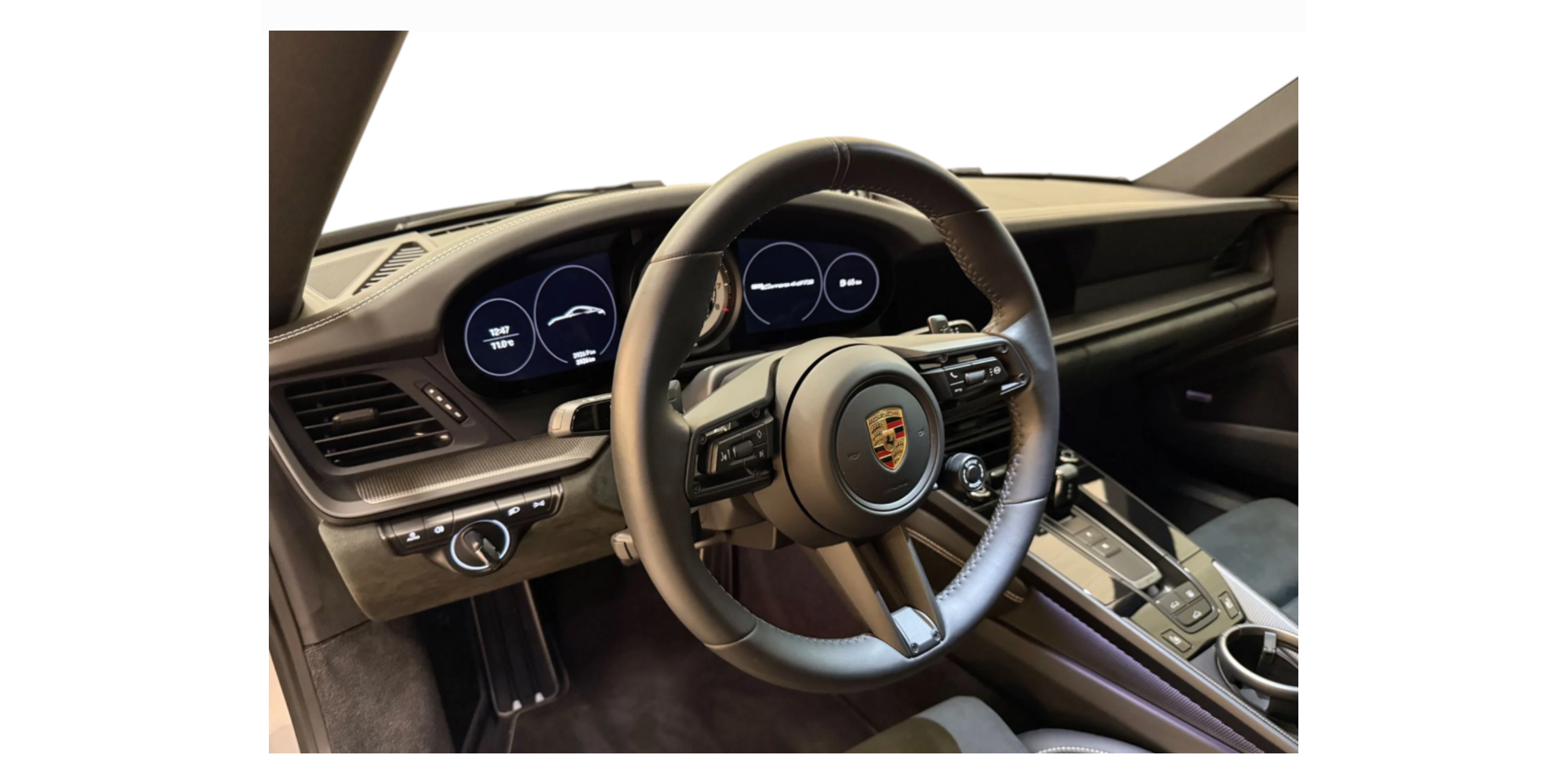 Porsche 911 992 Carrera 4 GTS – Power and Style | Buy Now