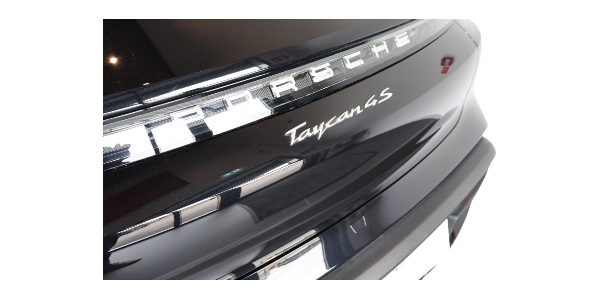 Porsche Taycan 4S Cross Turismo