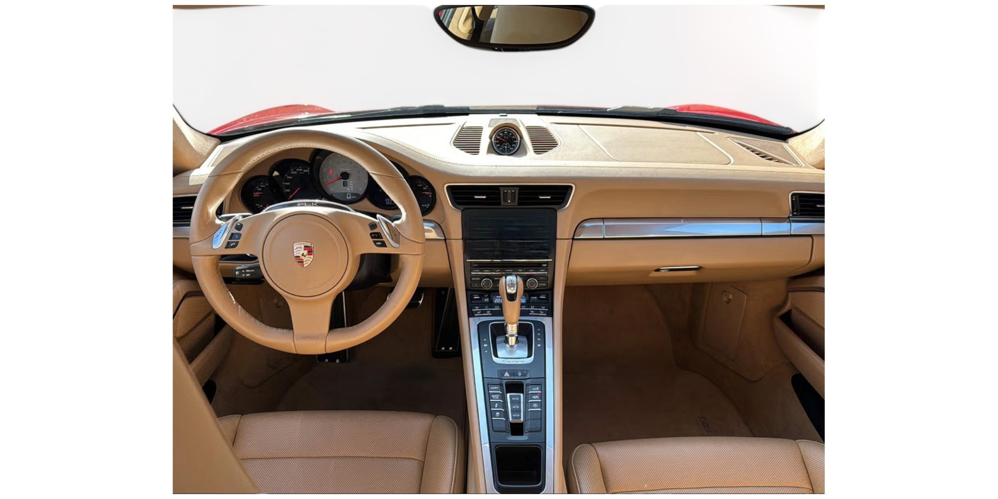 Porsche 911 992: Iconic Style and Performance