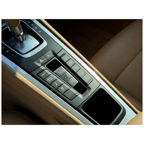 Porsche 911 992: Iconic Style and Performance