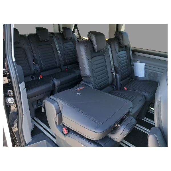 Ford Tourneo BUS Titanium 2.0 D AT8 | 9 Seats