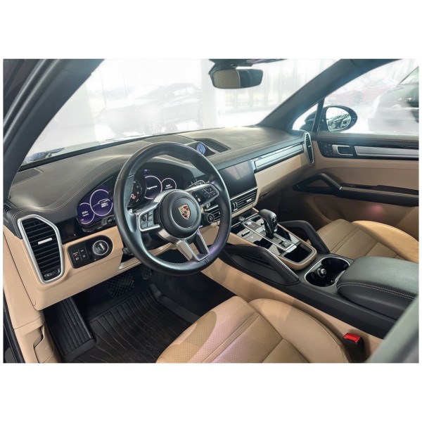 Porsche Cayenne E-Hybrid SUV Platinum Edition – Modena Motors GmbH