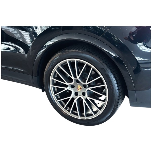 Porsche Cayenne E-Hybrid SUV Platinum Edition – Modena Motors GmbH