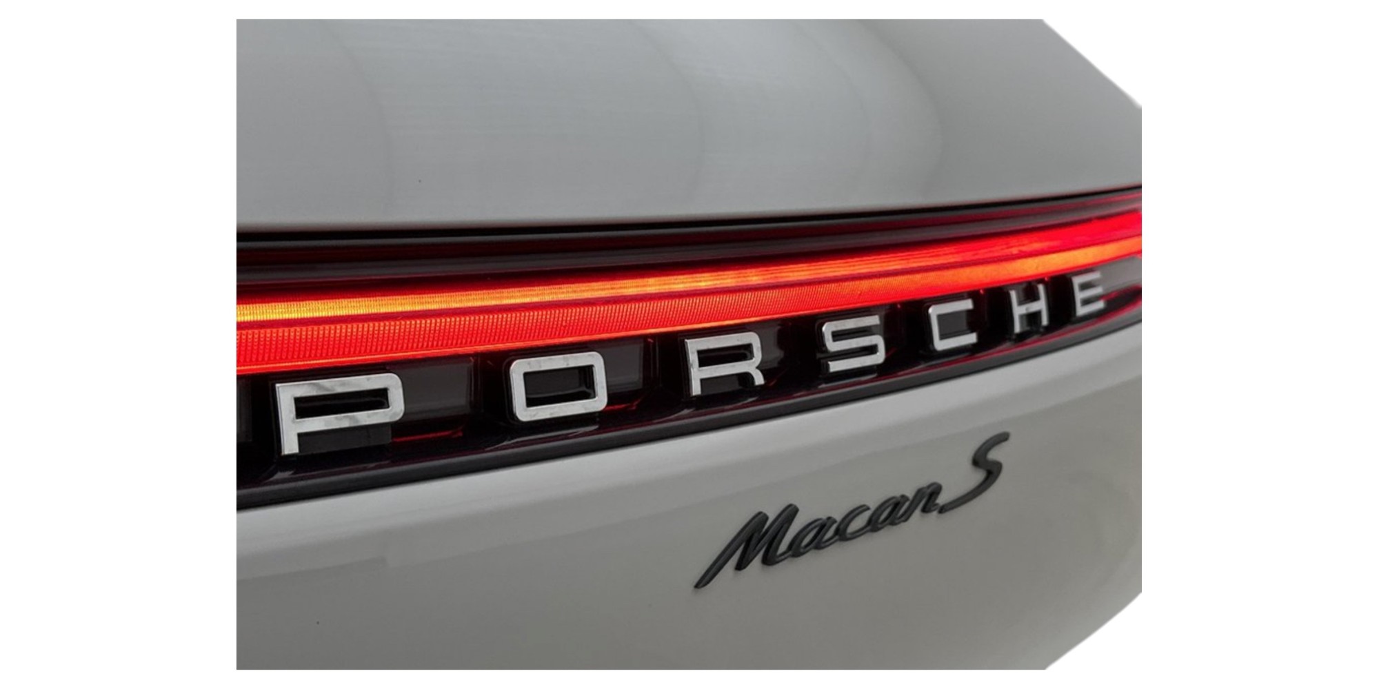 Porsche Macan S – Power & Elegance on Every Drive