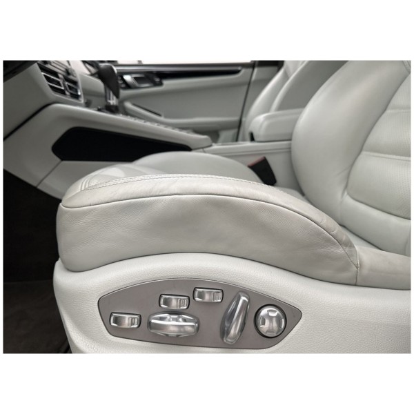 Porsche Macan S – Power & Elegance on Every Drive