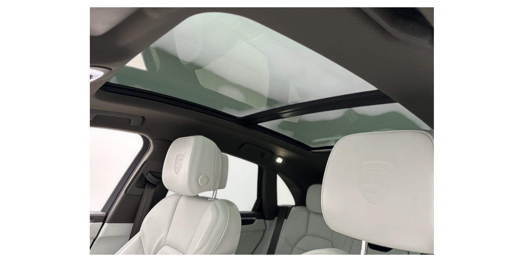 Porsche Macan S – Power & Elegance on Every Drive