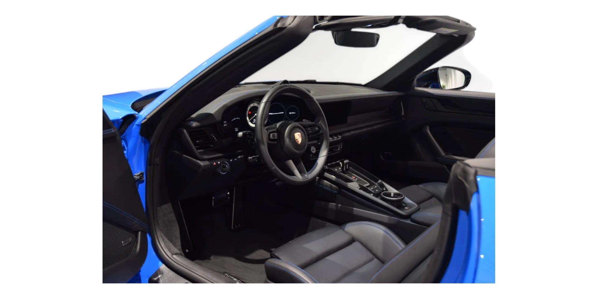 Porsche 911 992 4 GTS Cabrio | Open-Air Thrills