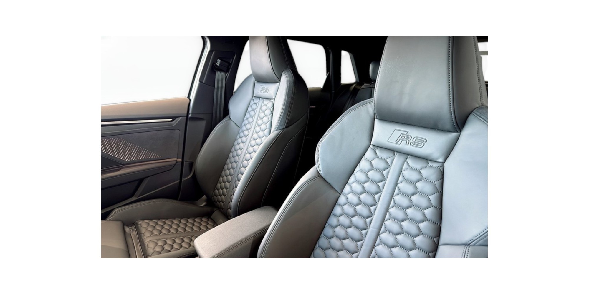 Audi RS 3 Sportback for Sale at Modena Motors GmbH