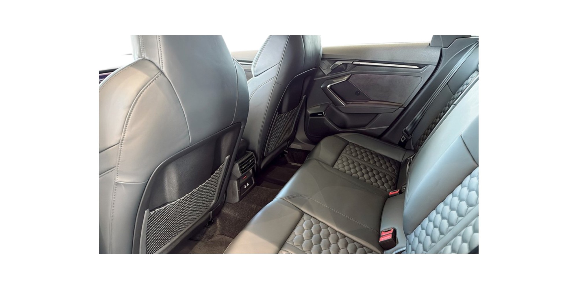 Audi RS 3 Sportback for Sale at Modena Motors GmbH