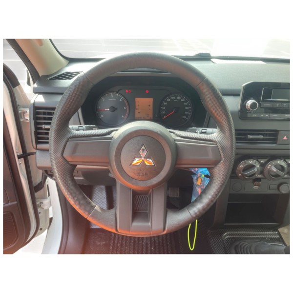 Mitsubishi L200 DC GL 4WD 2.4 Diesel Tough Pickup