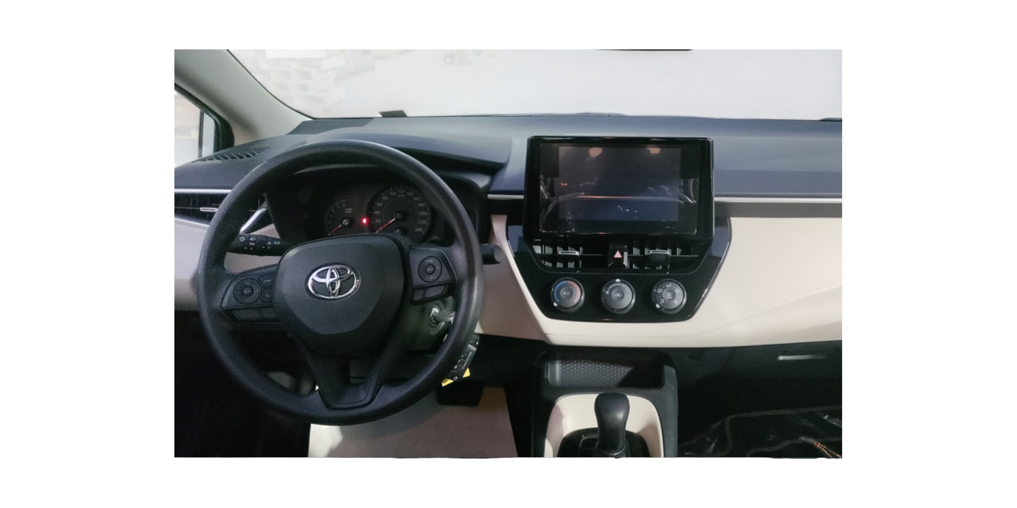 Toyota Corolla XLI Hybrid | Compact Eco-Friendly Sedan