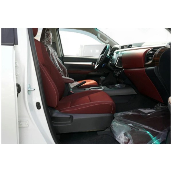 Toyota Hilux SR5 | Rugged and Reliable