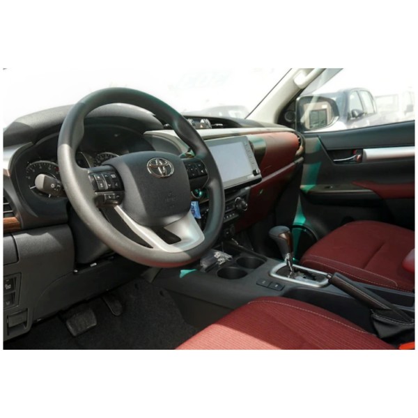 Toyota Hilux SR5 | Rugged and Reliable