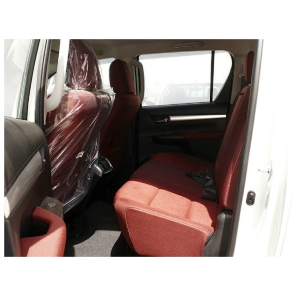 Toyota Hilux SR5 | Rugged and Reliable