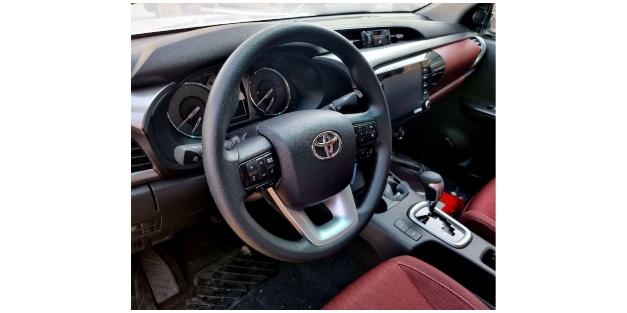 Toyota Hilux SR5 | Rugged and Reliable