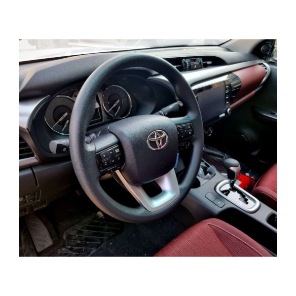 Toyota Hilux SR5 | Rugged and Reliable