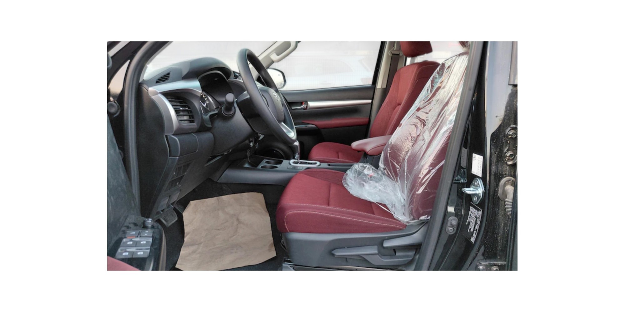 Toyota Hilux SR5 | Rugged and Reliable