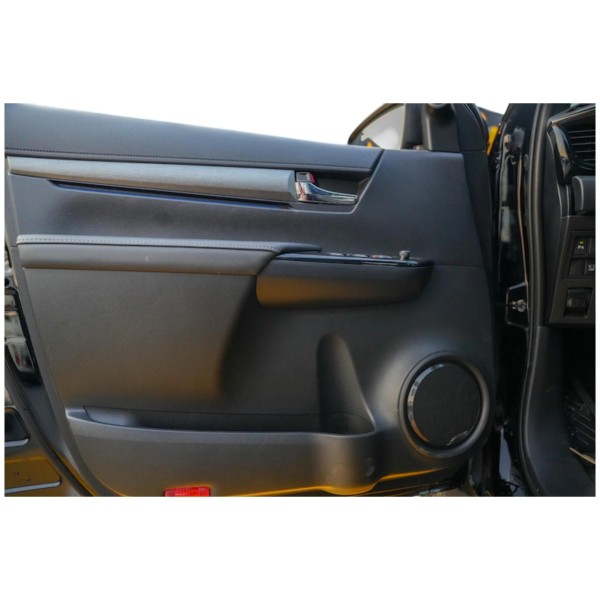 Toyota Hilux SR5 | Rugged and Reliable