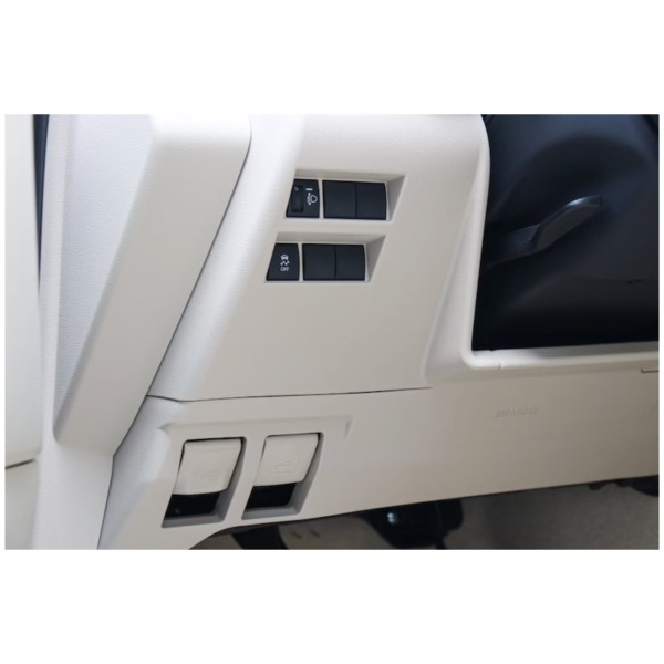 Toyota Land Cruiser GXR | Rugged and Reliable