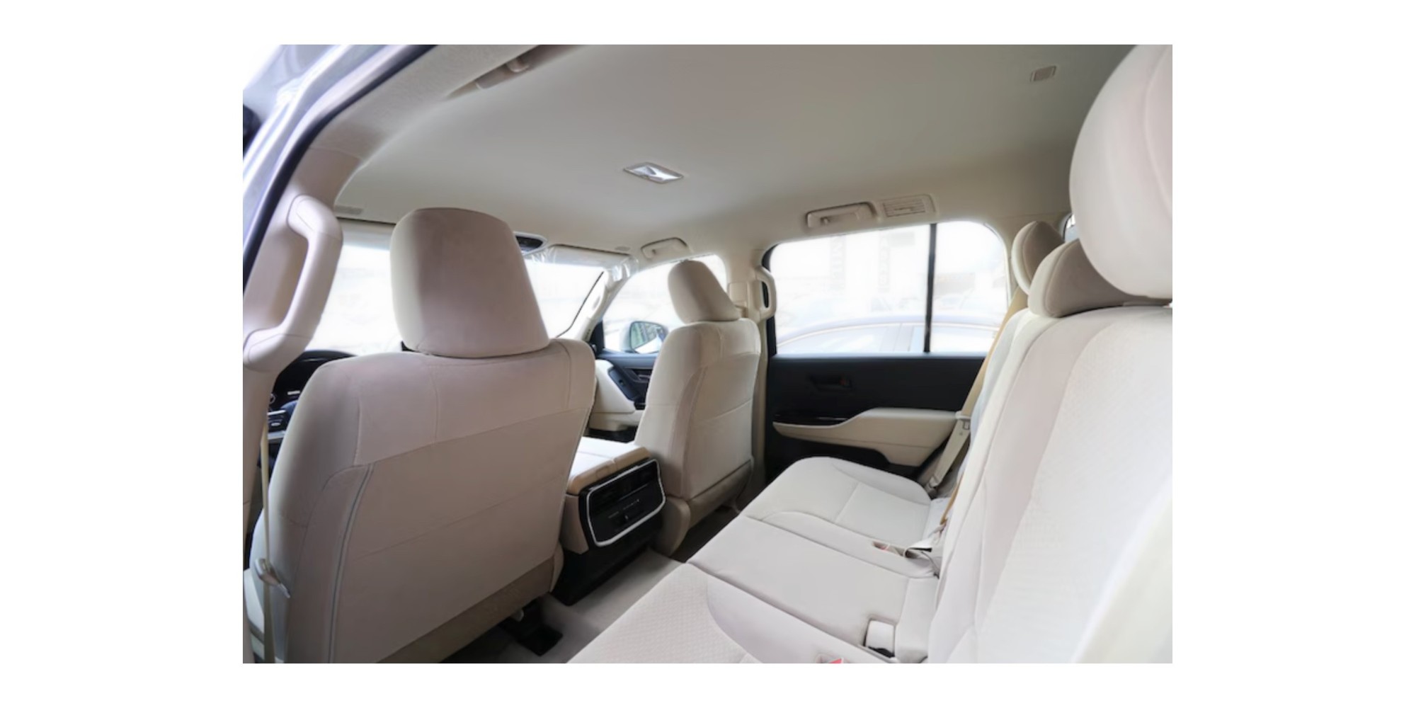 Toyota Land Cruiser GXR | Rugged and Reliable