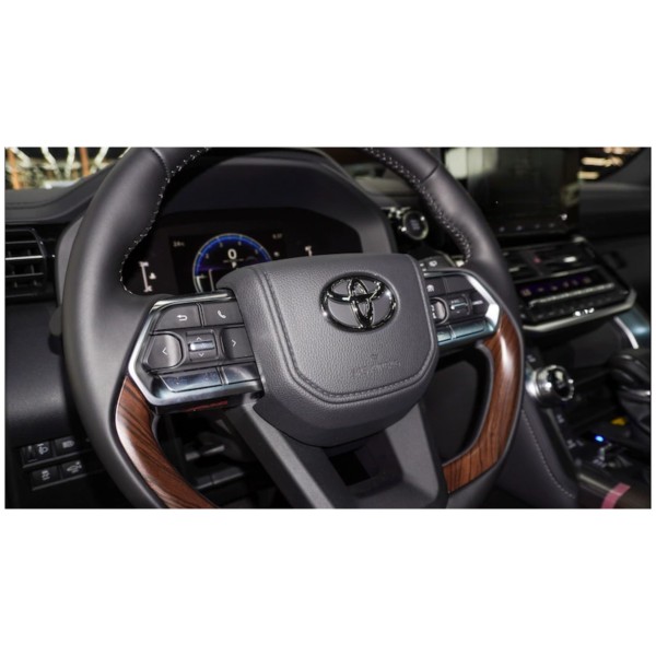 Toyota Land Cruiser GXR TOP | Rugged and Reliable