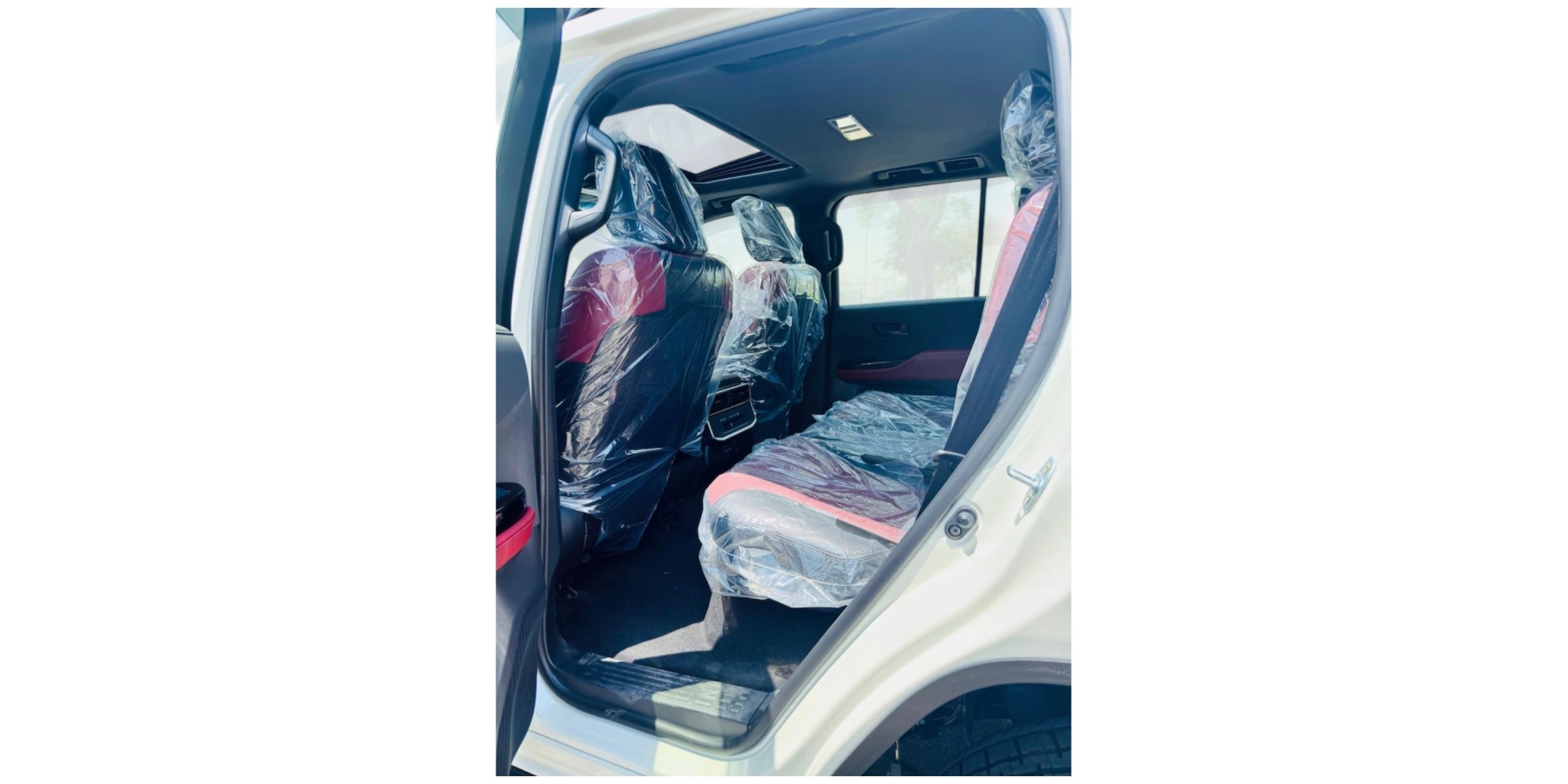 Toyota Land Cruiser GXR MID | Rugged and Reliable