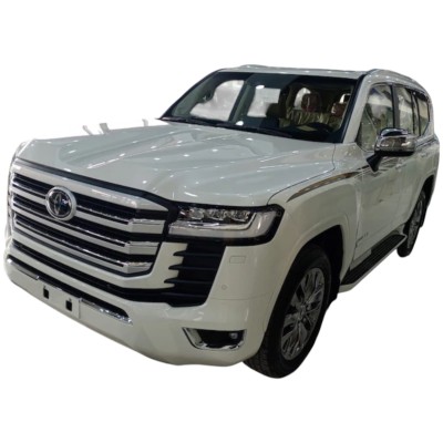 Toyota Land Cruiser VXR | Rugged and Reliable