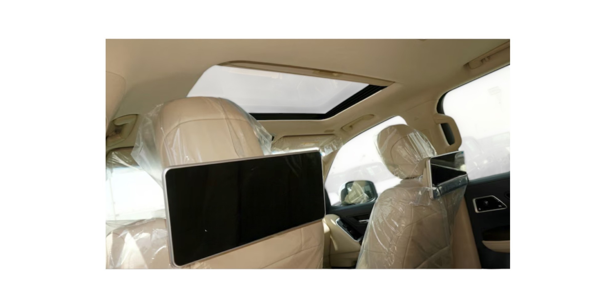 Toyota Land Cruiser VXR TOP | Rugged and Reliable