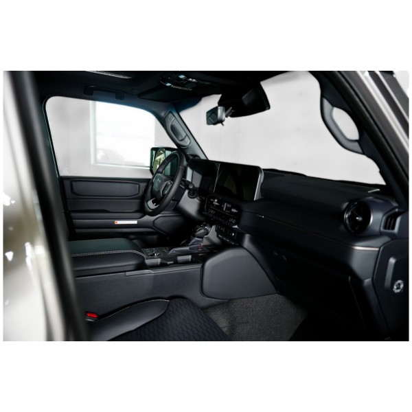 Toyota Land Cruiser Executive 2.8D 4WD – Premium Off-Road SUV