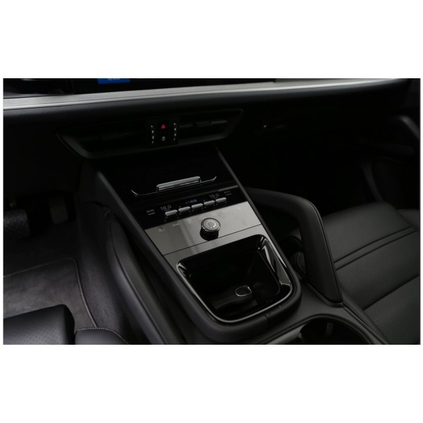 Porsche Cayenne E-Hybrid Luxury SUV – Modena Motors GmbH