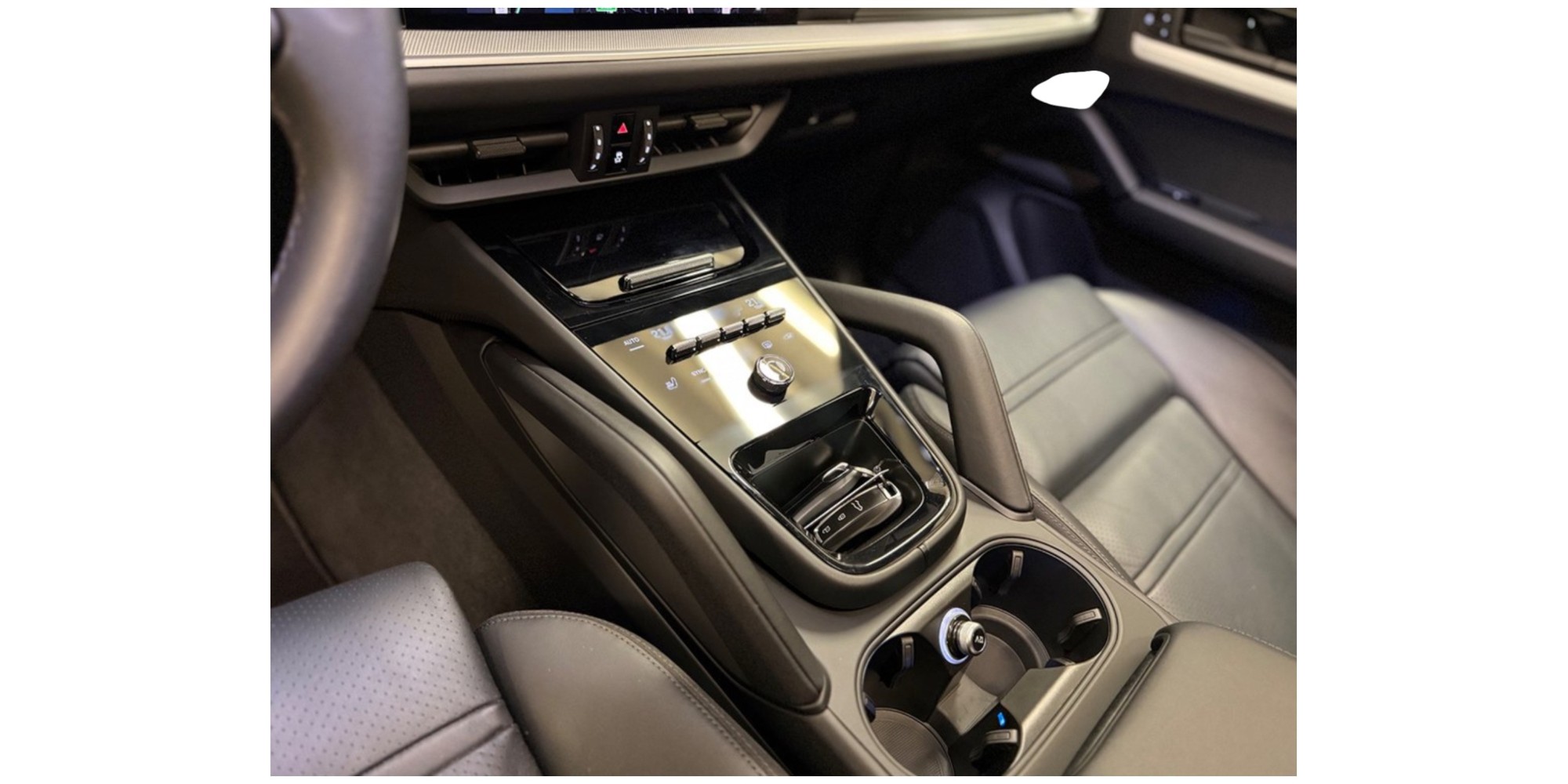 Porsche Cayenne E-Hybrid Luxury SUV – Modena Motors GmbH