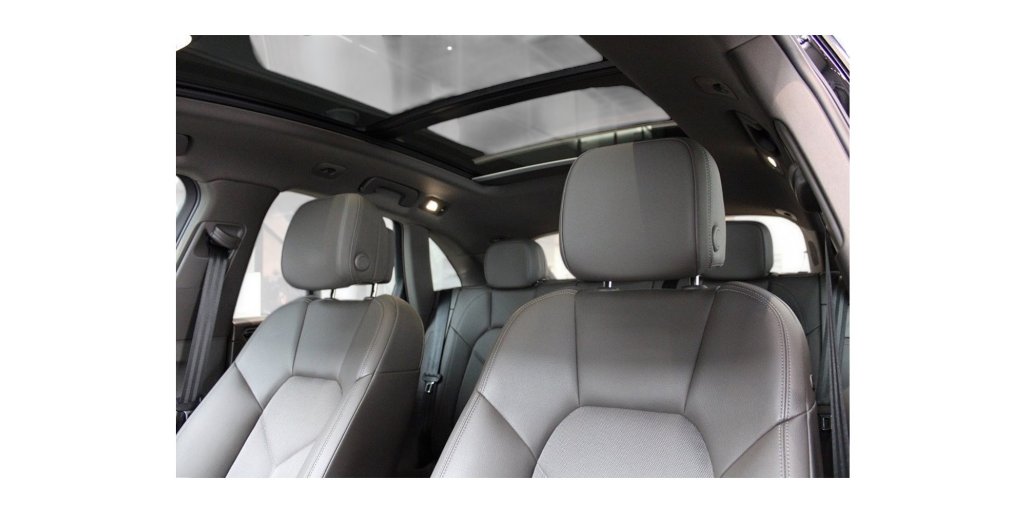 Porsche Macan S – Power & Elegance on Every Drive