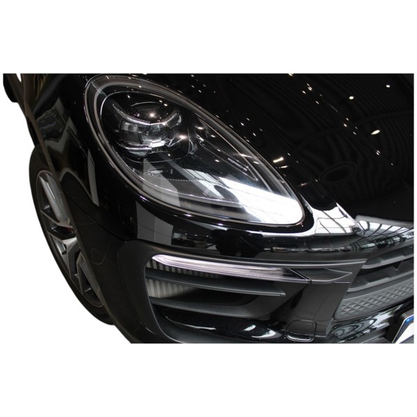 Porsche Macan S – Power & Elegance on Every Drive