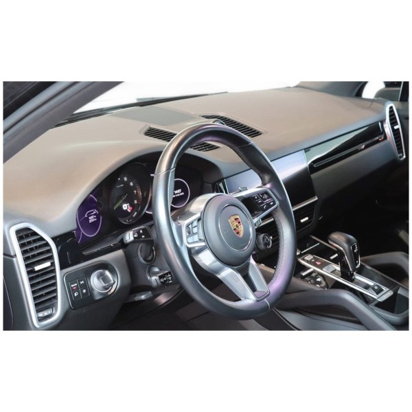 Porsche Cayenne E-Hybrid | Platinum Edition Luxury