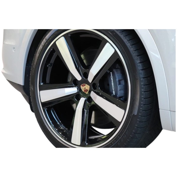 Porsche Cayenne E-Hybrid Luxury SUV – Modena Motors GmbH