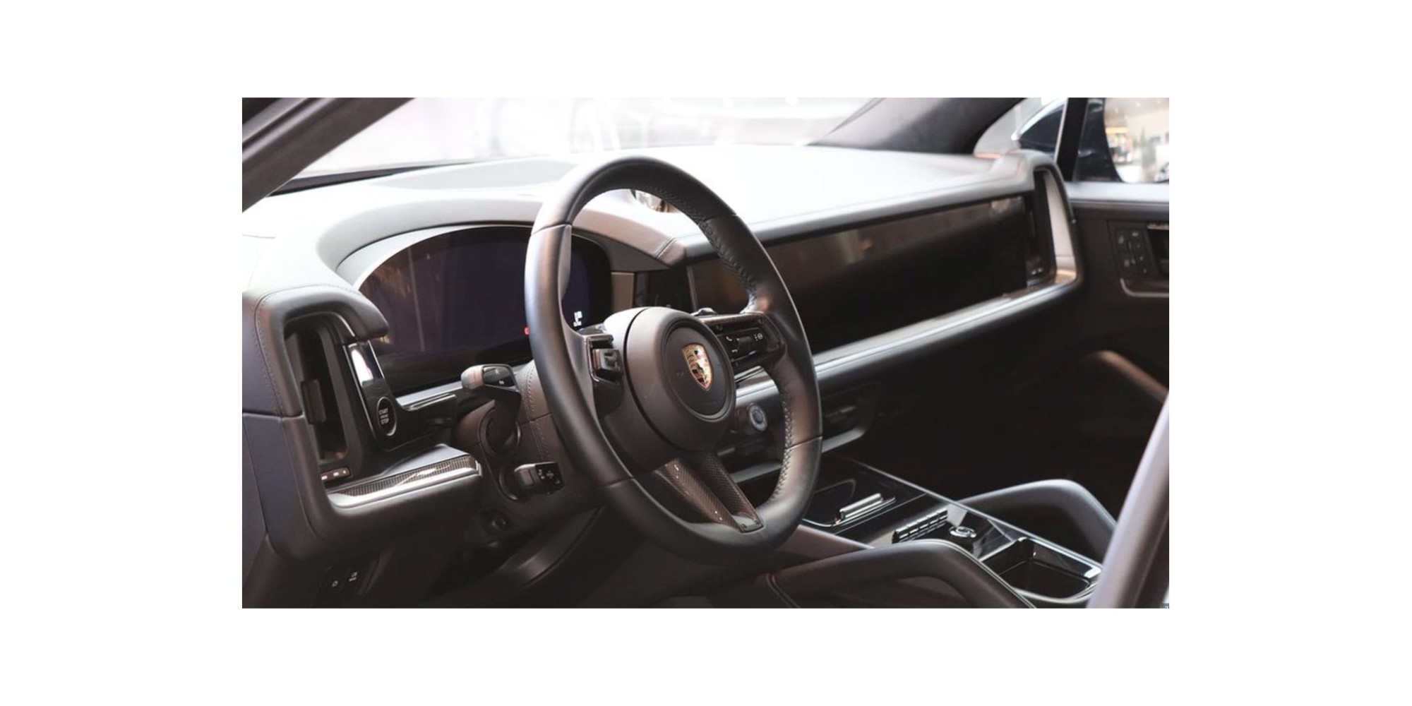 Porsche Cayenne Turbo E-Hybrid - Luxury & Performance SUV