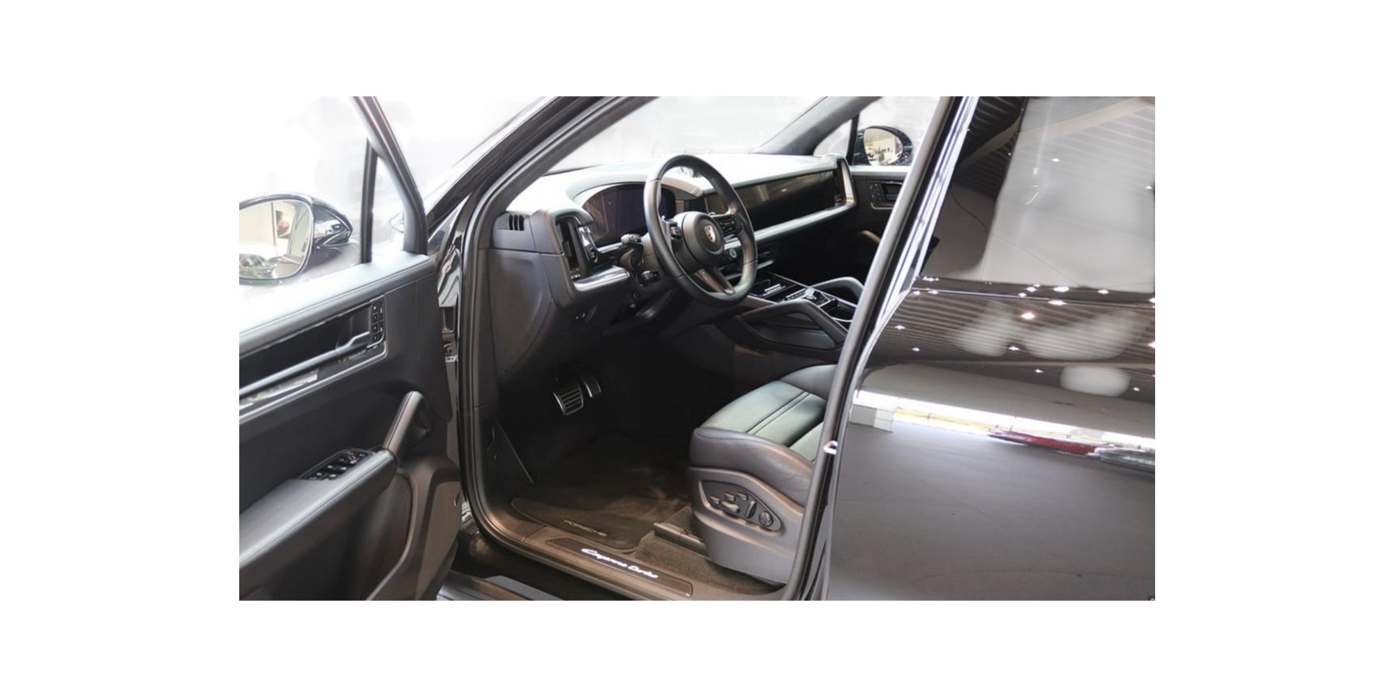 Porsche Cayenne Turbo E-Hybrid - Luxury & Performance SUV