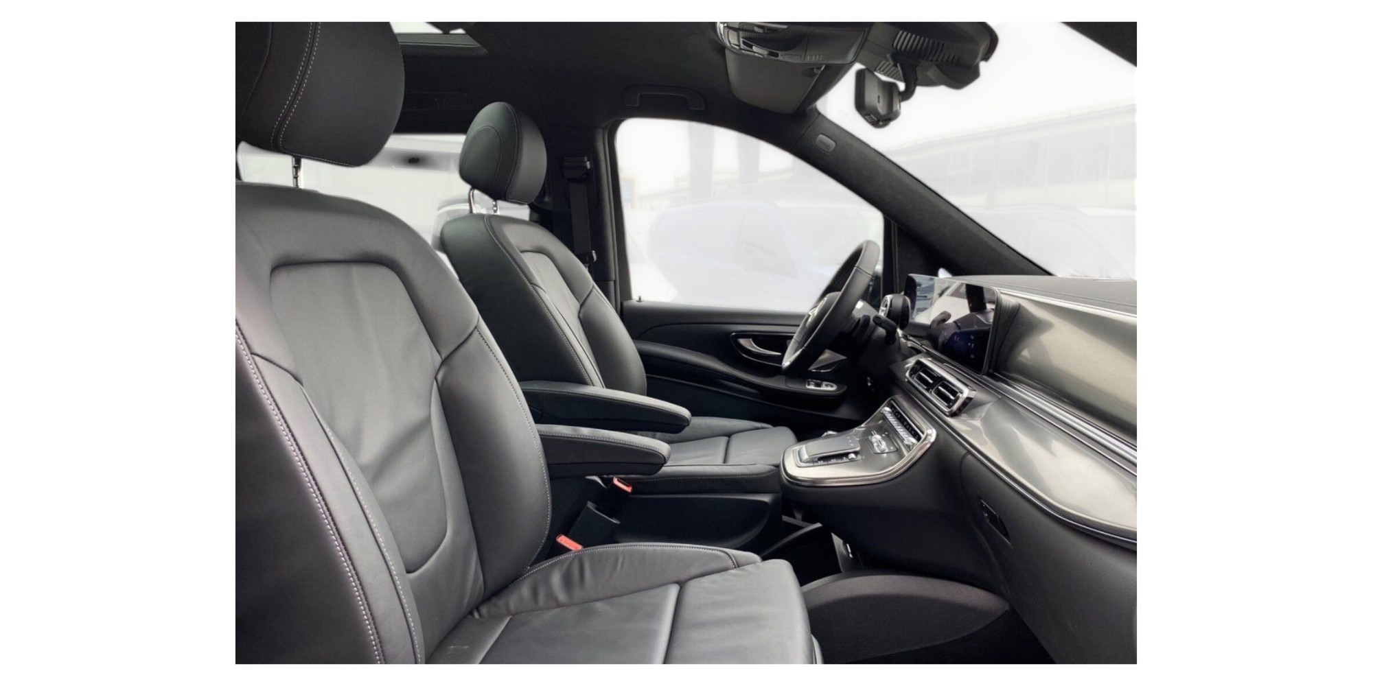 Mercedes-Benz V300d | Premium People Carrier