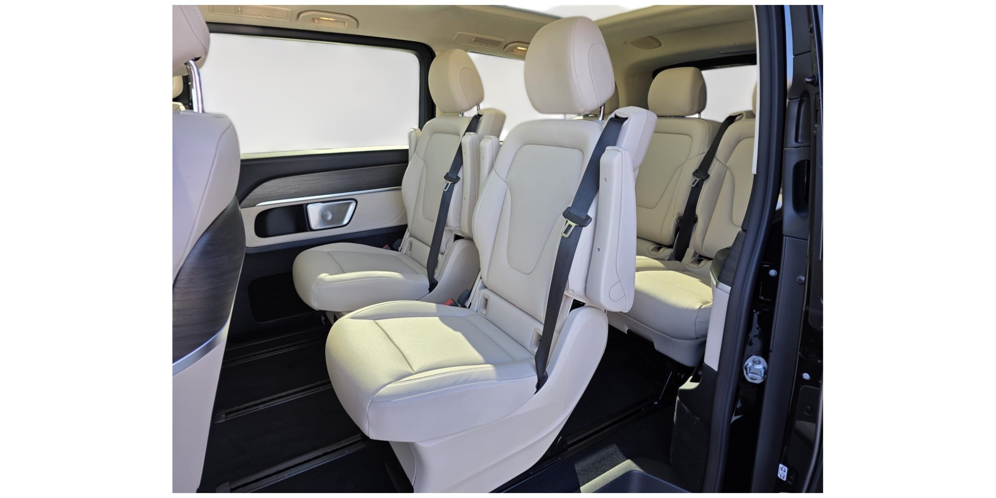 Mercedes-Benz V300d | Premium People Carrier