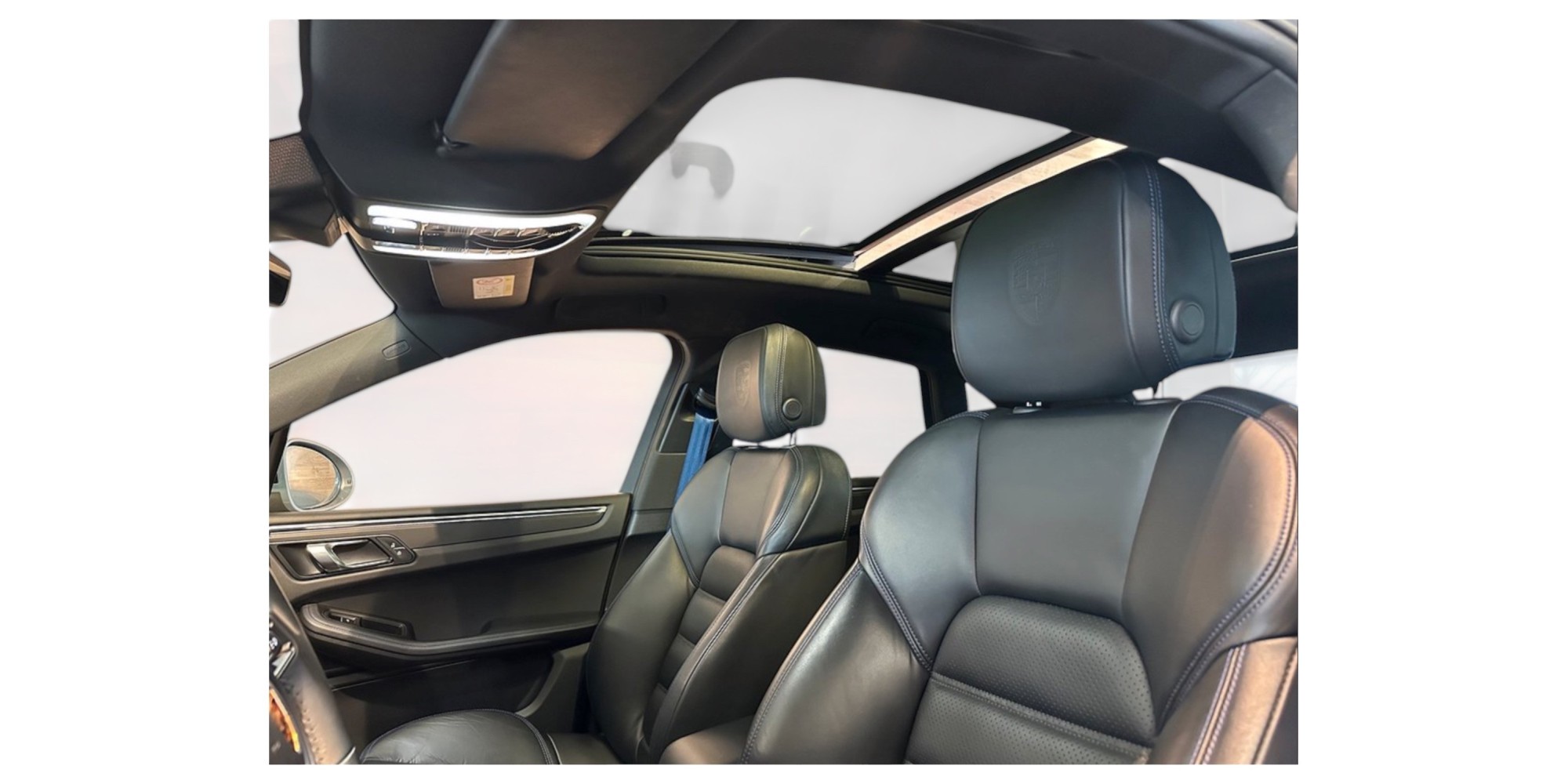 Porsche Macan T | Agile Compact SUV with Luxury Touch