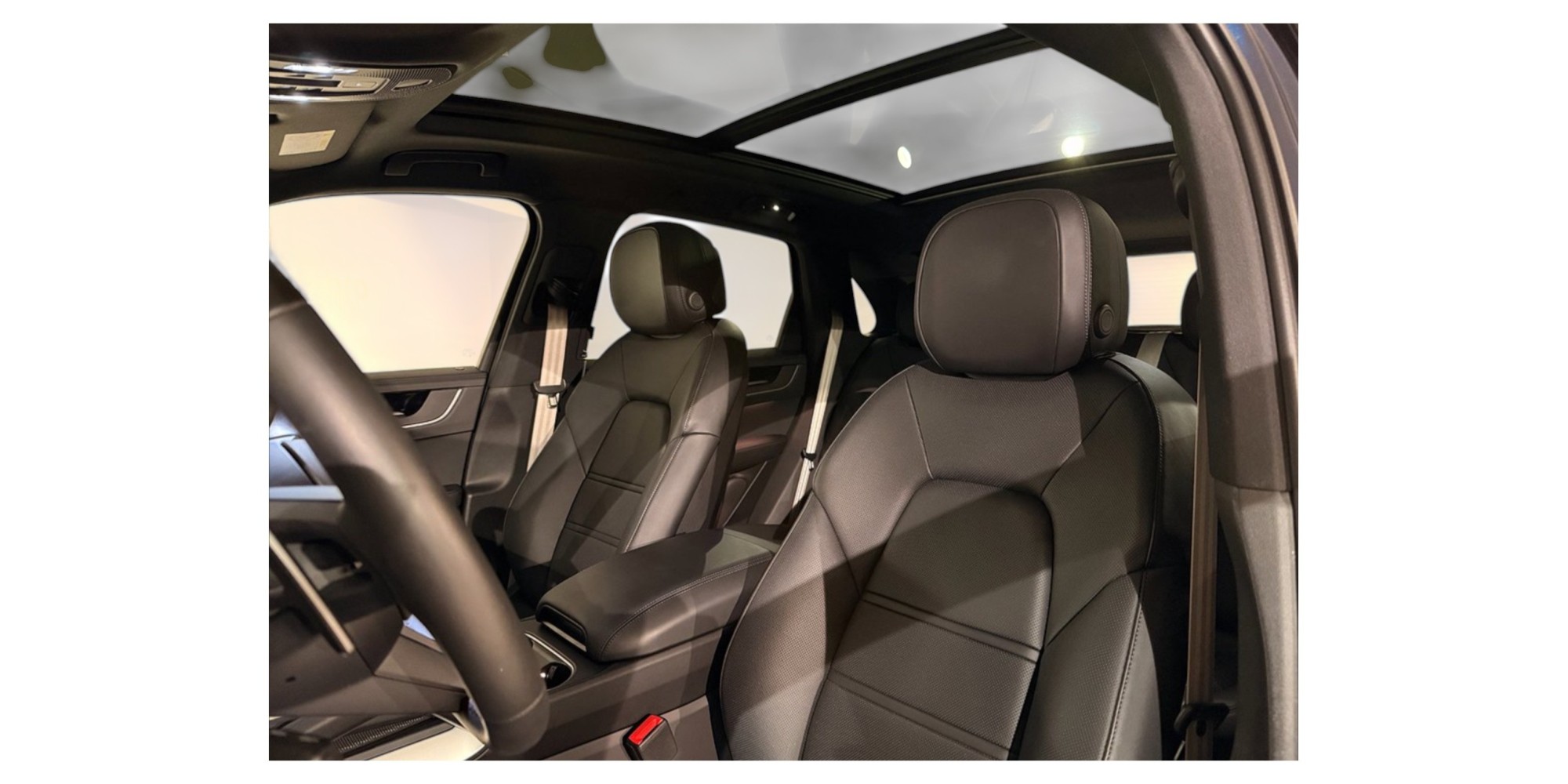 Porsche Cayenne S E-Hybrid – Power Meets Green Efficiency!