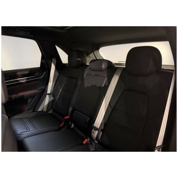 Porsche Cayenne S E-Hybrid – Power Meets Green Efficiency!