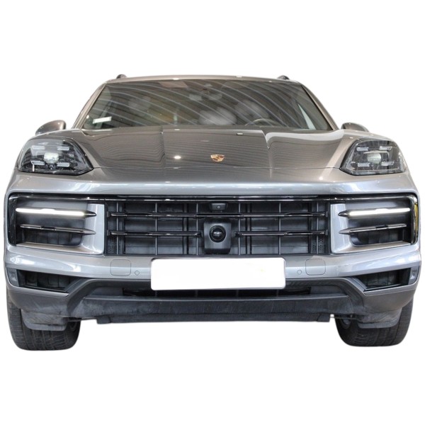 Porsche Cayenne E-Hybrid Luxury SUV – Modena Motors GmbH