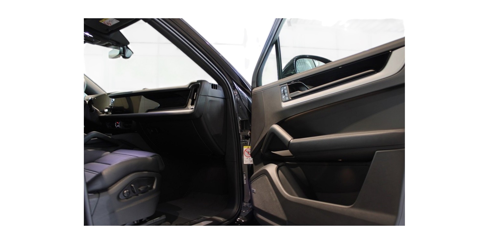 Porsche Cayenne Coupe E-Hybrid | Luxury SUV